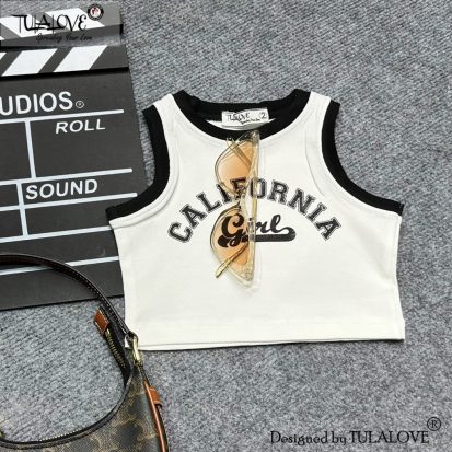 Alternative view of Áo Croptop Sát Nách Lé Màu Hình In California