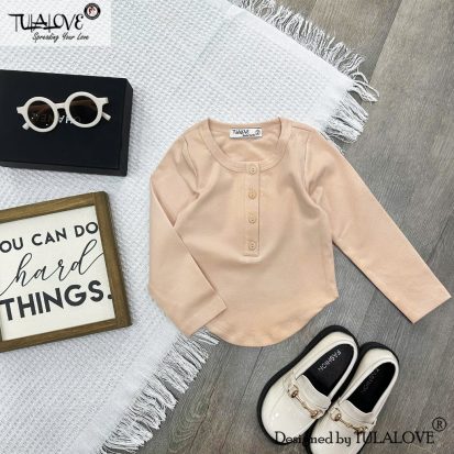 Alternative view of Áo Dài Tay Zip Lượn Tôm Đính Cúc