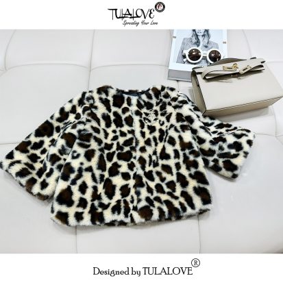 Alternative view of Áo Khoác Lông Thỏ